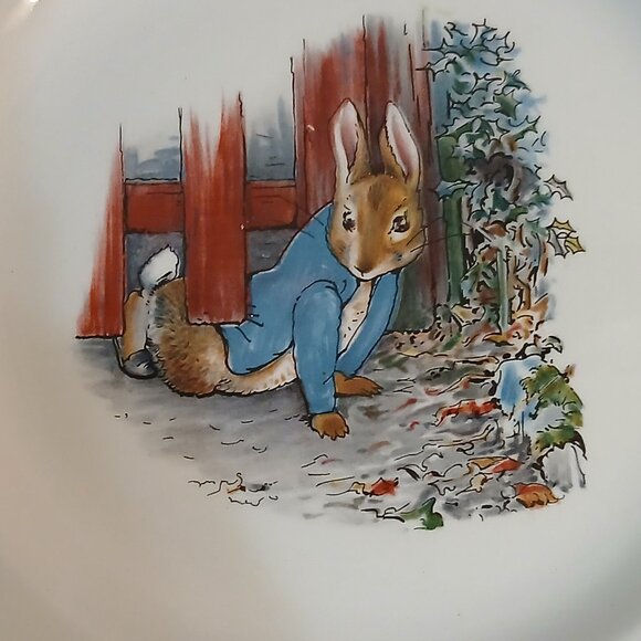 Beatrix Potter's "Under the Garden Gate" Wedgwood Child's Plate-England - Picture 4 of 6